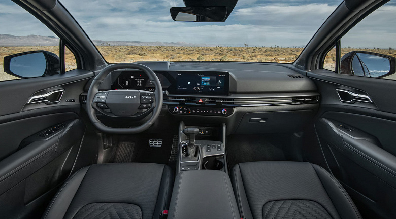 Совершенно новый Kia Sportage подешевел в России уже более чем на 1 миллион рублей (до 3,5 млн рублей) с начала года, но «живых» машин в продаже по-прежнему нет