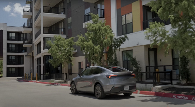 Самостоятельная доставка Tesla на скорости до 115 км/ч. Глава Xiaomi признал лидерство Tesla во многих областях