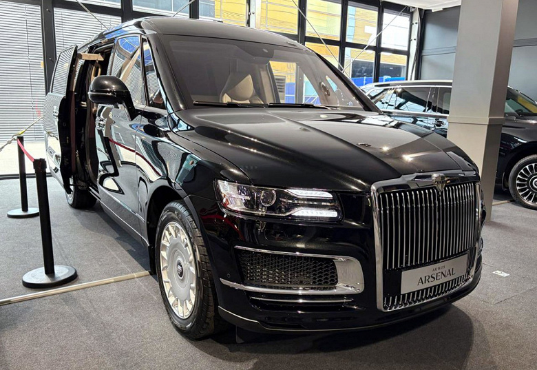 Так выглядит единственный люксовый российский минивэн: Aurus Arsenal в VIP-комплектации впервые показали внутри