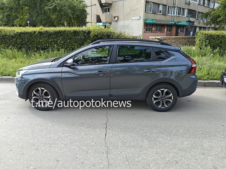 Первые Lada Iskra поставили на учет — машину засняли в Тольятти без какой-либо маскировки
