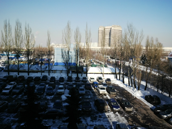 Снимок на тыловую камеру смартфона BlackBerry Z10