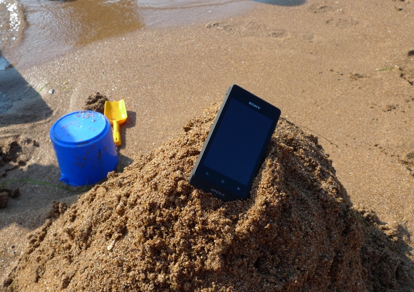 Обзор коммуникатора Sony Xperia go
