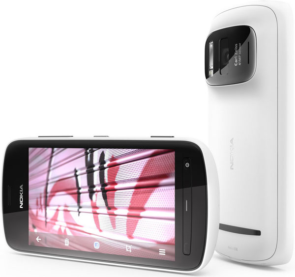 Смартфон Nokia 808 PureView