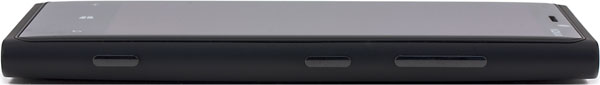 Боковая сторона смартфона Nokia Lumia 920